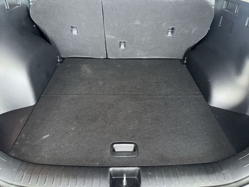 Used 2025 Kia Sportage LX AWD/4WD image 24
