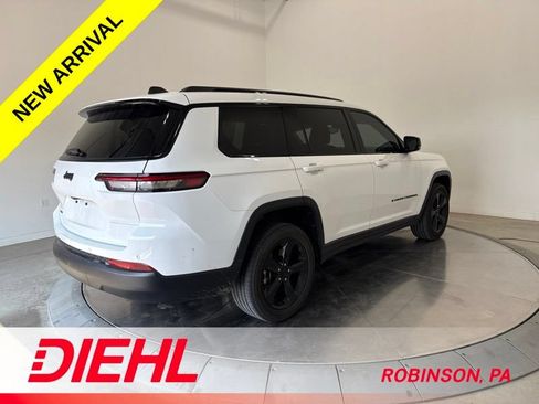Used 2023 Jeep Grand Cherokee L Laredo AWD/4WD image 7