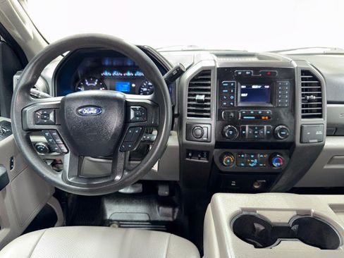 Used 2021 Ford F550 4x4 Crew Cab Super Duty image 15
