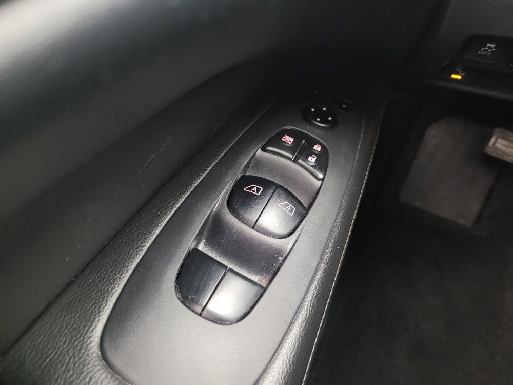 Used 2019 Nissan Pathfinder SL AWD/4WD image 27