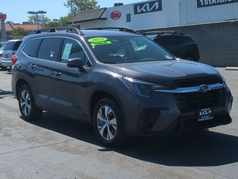 Used 2023 Subaru Ascent Premium w/ Convenience Package AWD/4WD image 3
