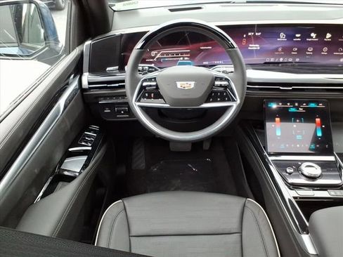 New 2026 Cadillac Escalade Sport w/ LPO, ONYX Package image 17