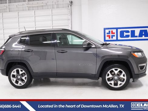 Used 2021 Jeep Compass Limited AWD/4WD image 4