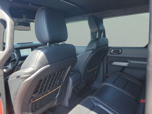 Used 2022 Ford Bronco Badlands AWD/4WD image 12
