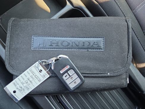 Used 2021 Honda CR-V Special Edition image 34