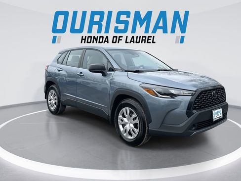 Used 2023 Toyota Corolla Cross L image 2