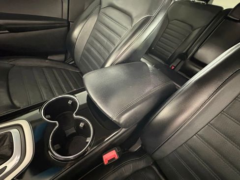 Used 2018 Ford Edge SEL w/ Equipment Group 201A FWD image 32