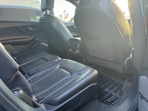 Used 2017 Audi Q7 3.0T Prestige image 21