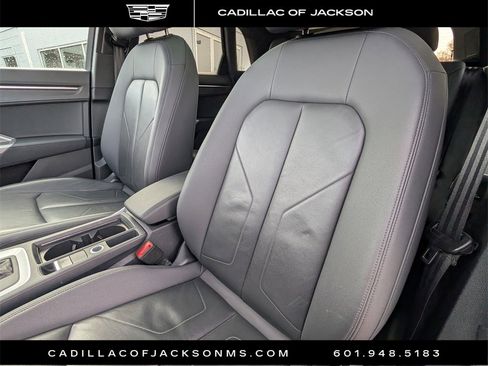 Used 2024 Audi Q3 2.0T Premium image 19