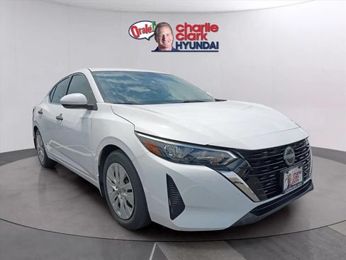 Used 2024 Nissan Sentra S FWD image 5