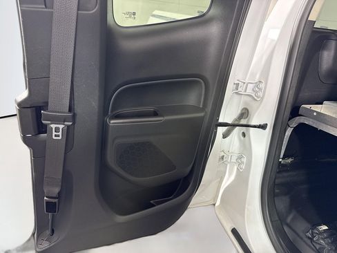 Used 2022 Chevrolet Colorado LT w/ Fleet Safety Package image 27