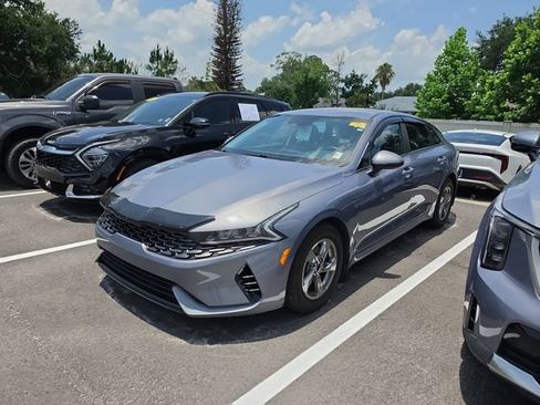 Used 2022 Kia K5 LXS FWD image 2