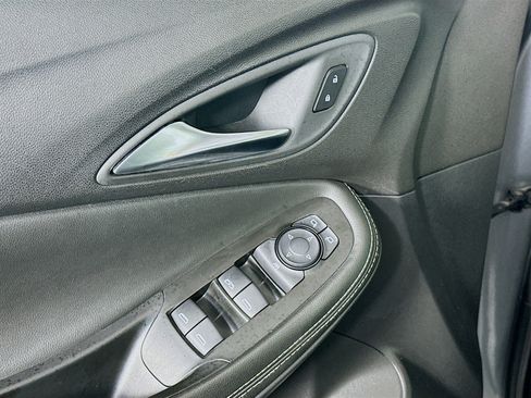 Used 2024 Buick Encore GX Sport Touring FWD image 15