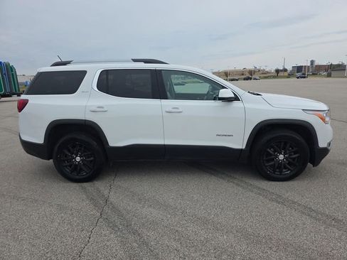 Used 2018 GMC Acadia SLT image 14