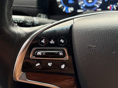 Used 2019 Cadillac Escalade Premium Luxury image 20