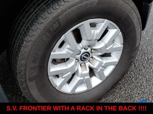Used 2023 Nissan Frontier SV w/ SV Convenience Package image 8