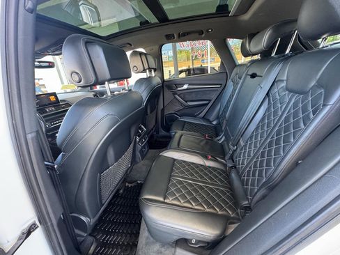 Used 2018 Audi SQ5 Premium Plus AWD/4WD image 10