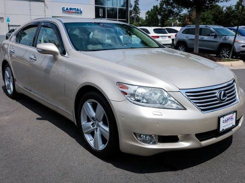 Used 2010 Lexus LS 460 RWD image 5