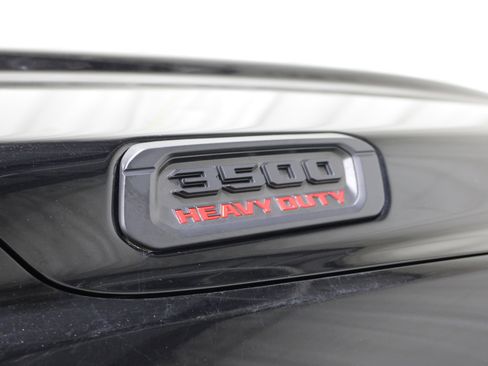 Used 2022 RAM 3500 Laramie image 33