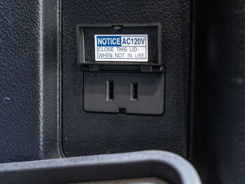 Used 2022 Lexus GX 460 Premium w/ Premium Plus Package image 41