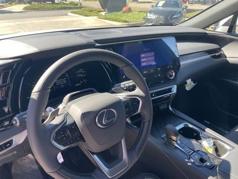 New 2026 Lexus RX 350h image 13