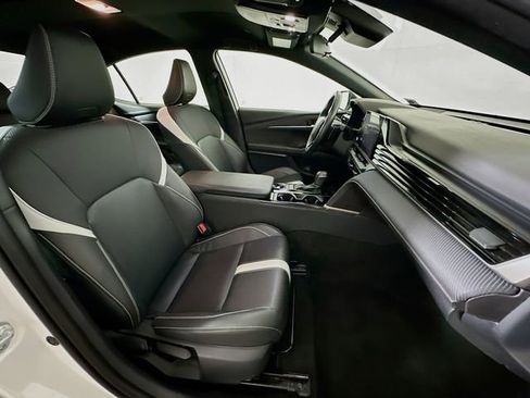 Certified 2025 Toyota Camry SE FWD image 28