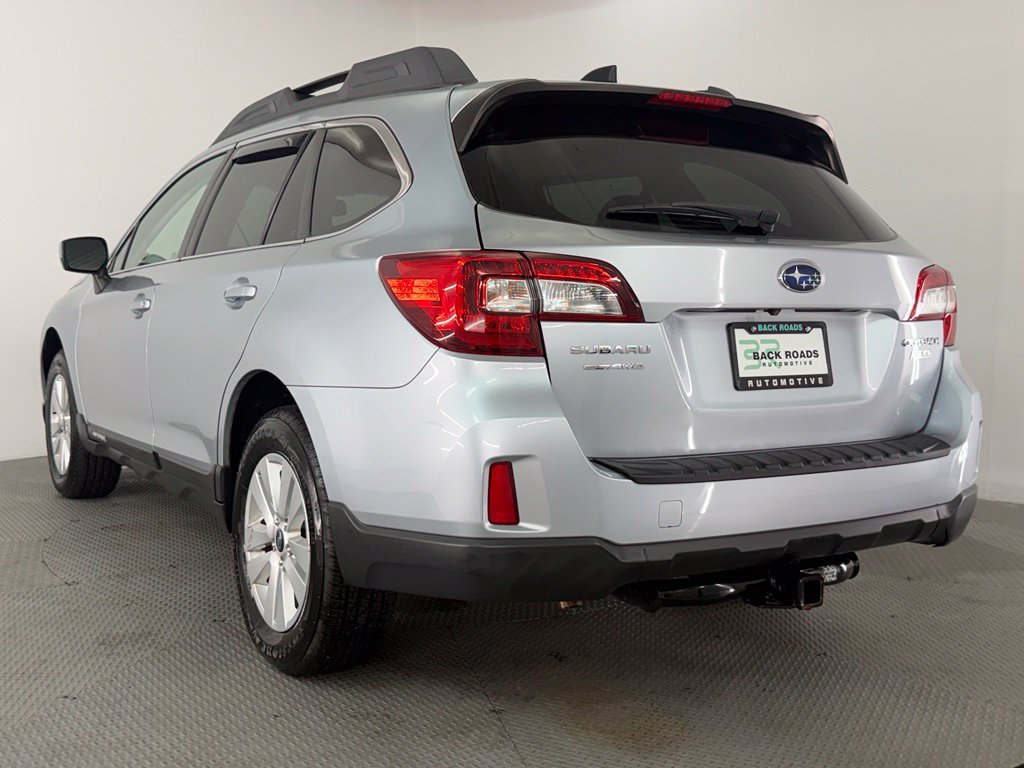 Used 2016 Subaru Outback 2.5i Premium AWD/4WD image 7