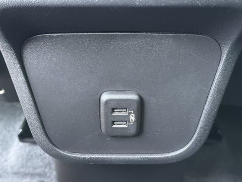 Used 2024 GMC Terrain SLE FWD image 20