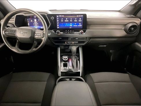 Used 2023 Chevrolet Colorado Trail Boss w/ Technology Package AWD/4WD image 18