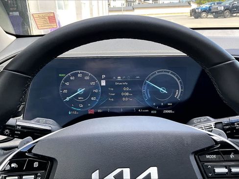 Used 2023 Kia Niro Wind FWD image 18