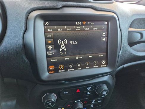 Used 2022 Jeep Renegade Latitude w/ Convenience Group AWD/4WD image 15