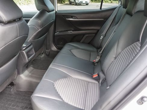 Used 2023 Toyota Camry SE FWD image 17