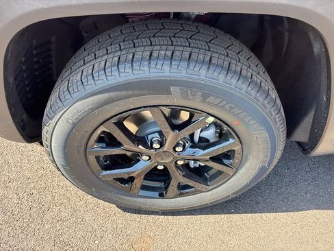 New 2026 Jeep Grand Cherokee Altitude AWD/4WD image 34