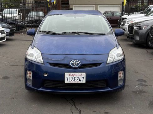 Used 2010 Toyota Prius Two image 2