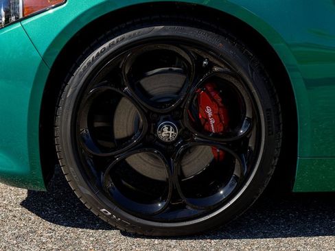 New 2025 Alfa Romeo Giulia w/ Veloce Package Rwd image 20