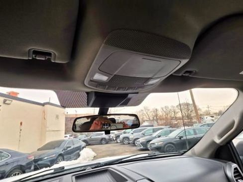 Used 2019 Ford F150 XLT AWD/4WD image 12
