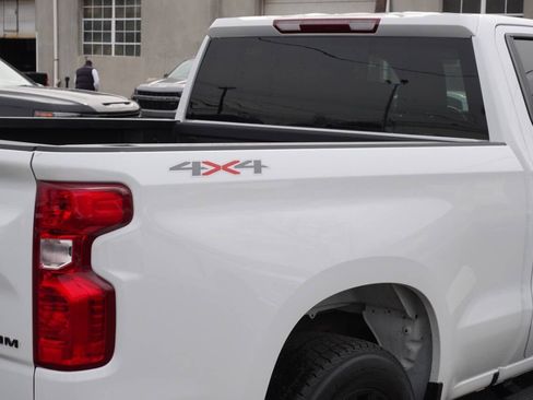 Used 2023 Chevrolet Silverado 1500 Custom w/ LPO, Dark Essentials Package image 11