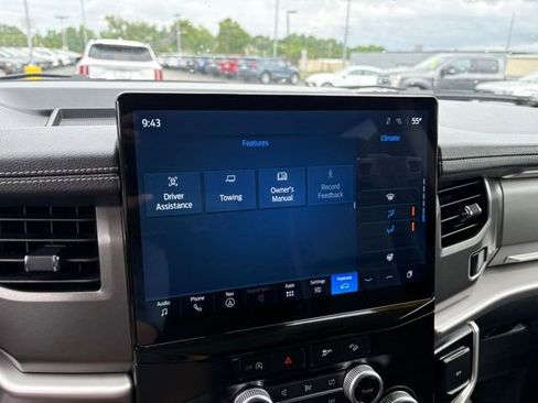 Used 2024 Ford Expedition XLT AWD/4WD image 21
