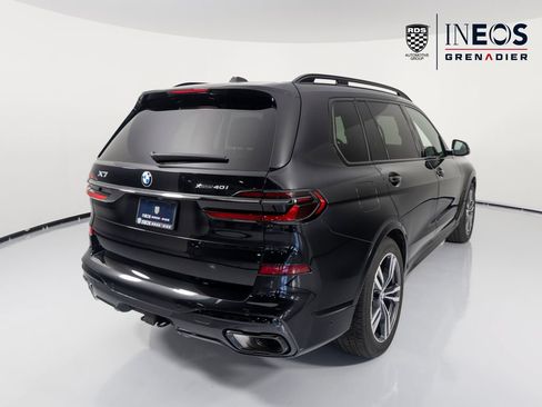 Used 2026 BMW X7 xDrive40i w/ M Sport Package AWD/4WD image 5