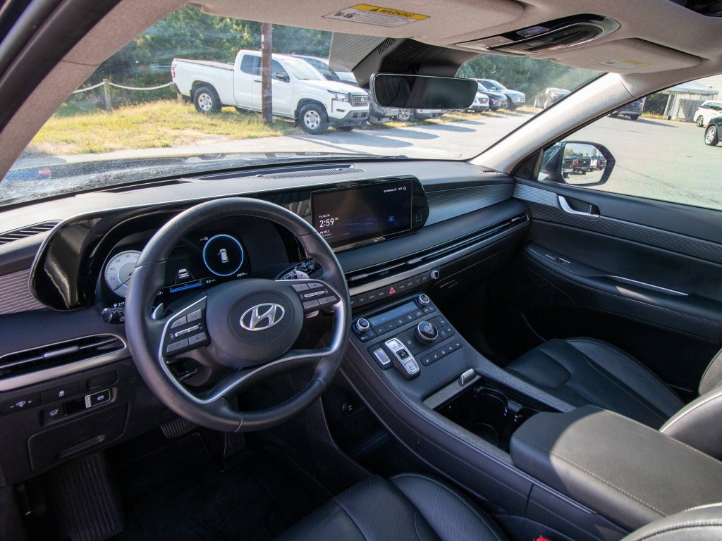 Certified 2024 Hyundai Palisade Limited FWD image 6