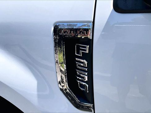 Used 2019 Ford F250 Lariat w/ Lariat Value Package AWD/4WD image 10