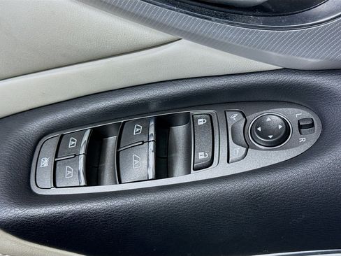 Used 2022 INFINITI Q50 Luxe w/ Cargo Package image 24