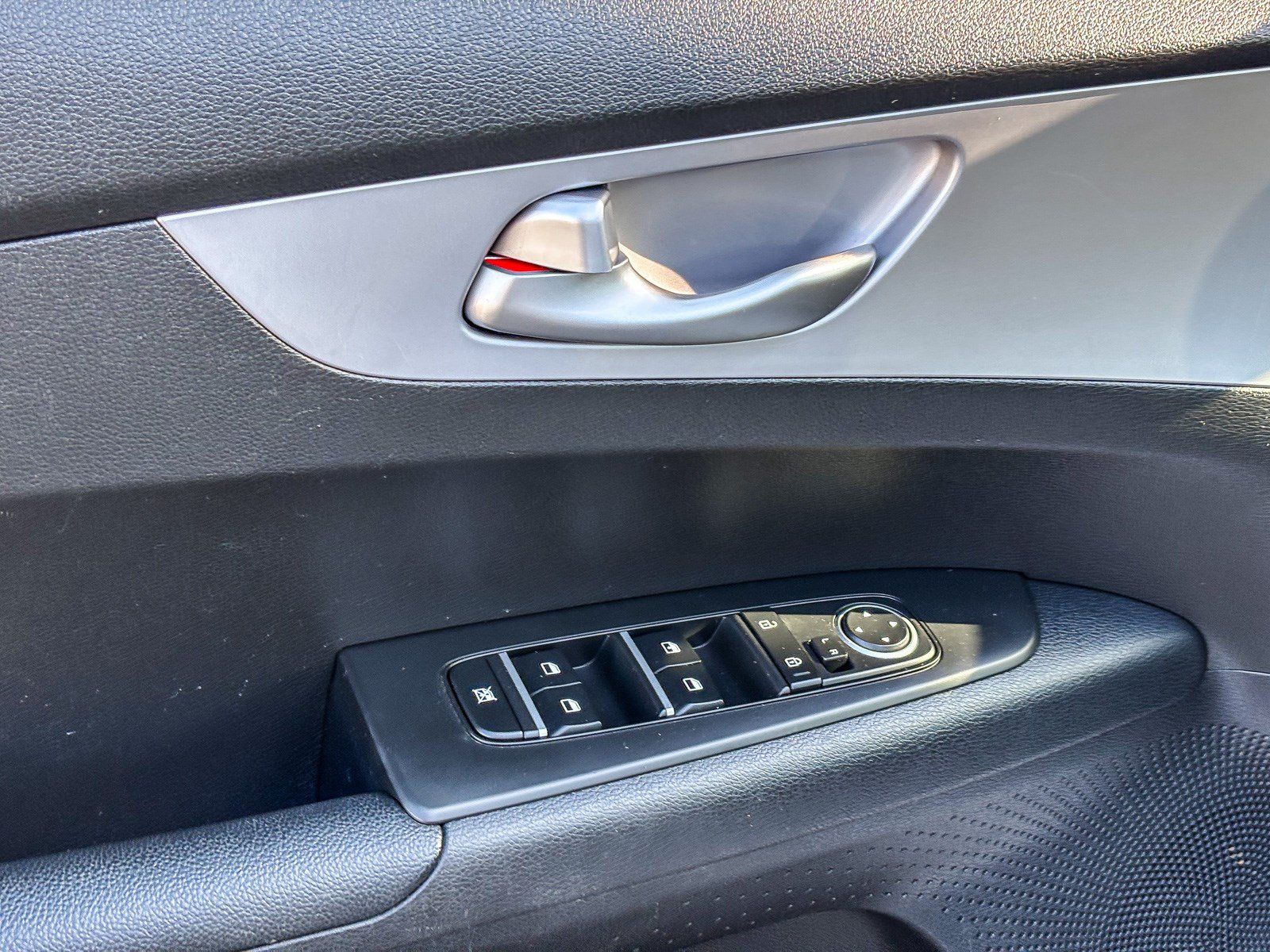 Used 2024 Kia Forte LX FWD image 22
