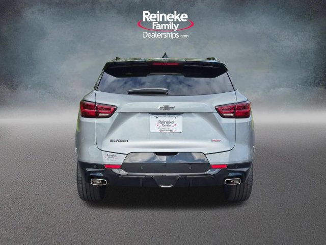 Used 2023 Chevrolet Blazer RS w/ Enhanced Convenience Package FWD image 6