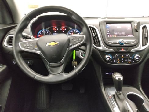 Used 2020 Chevrolet Equinox LT FWD image 22