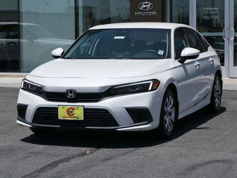 Used 2022 Honda Civic LX image 7
