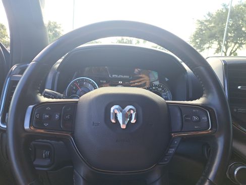 Used 2023 RAM 1500 Big Horn image 18
