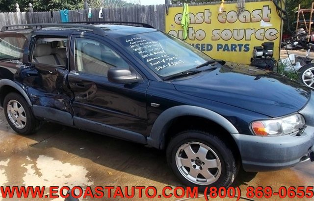 Used 2001 Volvo V70 Cross Country AWD/4WD image 1