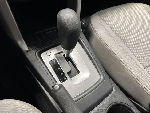 Used 2017 Subaru Forester 2.5i w/ Alloy Wheel Package image 22