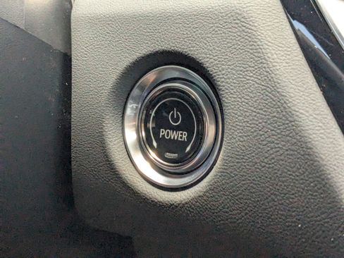 New 2025 Cadillac Lyriq Luxury w/ LPO, Floor Liner Package image 16